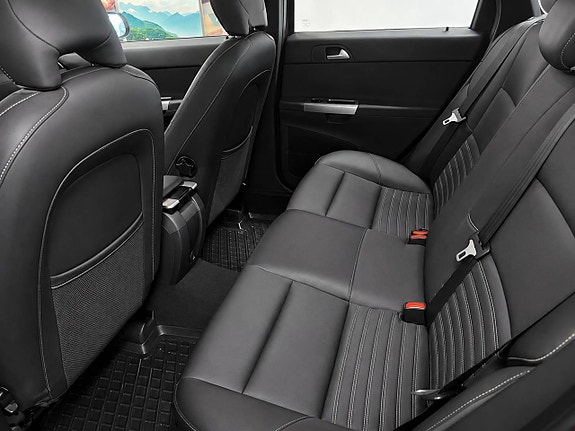 Volvo V50 11 of 17