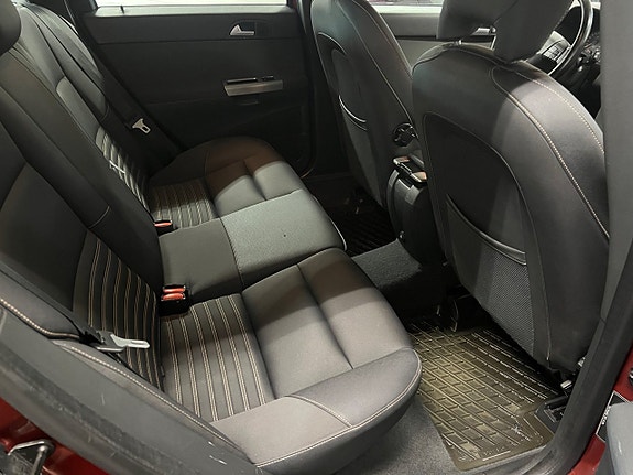 Volvo V50 16 of 17