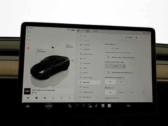 Tesla Model Y 25 of 30