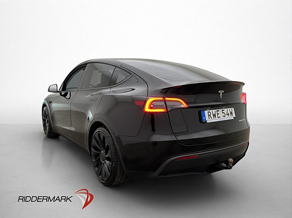 Tesla Model Y 6 of 30