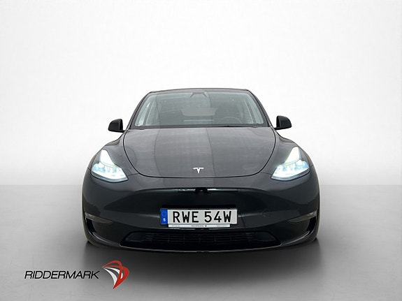 Tesla Model Y 2 of 30
