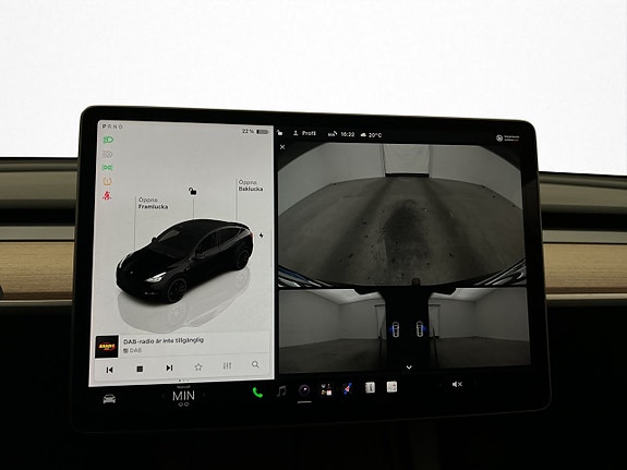 Tesla Model Y 19 of 30