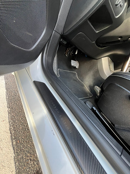 Volvo V40 11 of 19