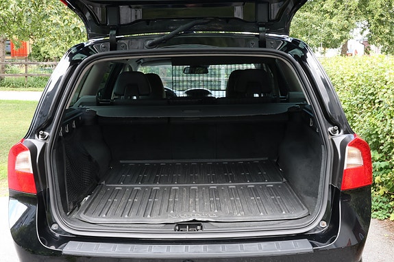 Volvo V70 6 of 7