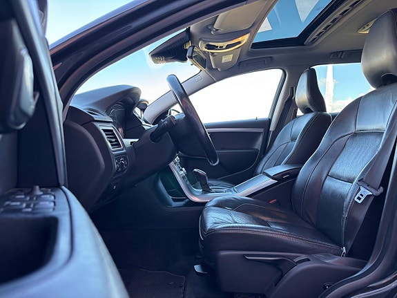 Volvo V70 24 of 30