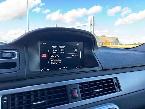 Volvo V70 19 of 30