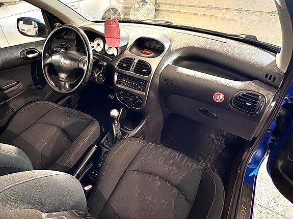 Peugeot 206 7 of 11