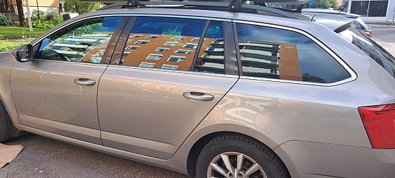 Skoda Octavia 3 of 5