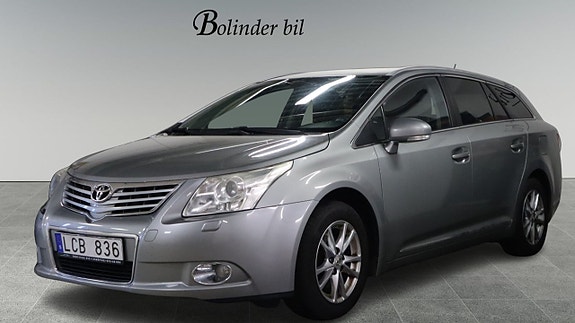 Toyota Avensis 3 of 21