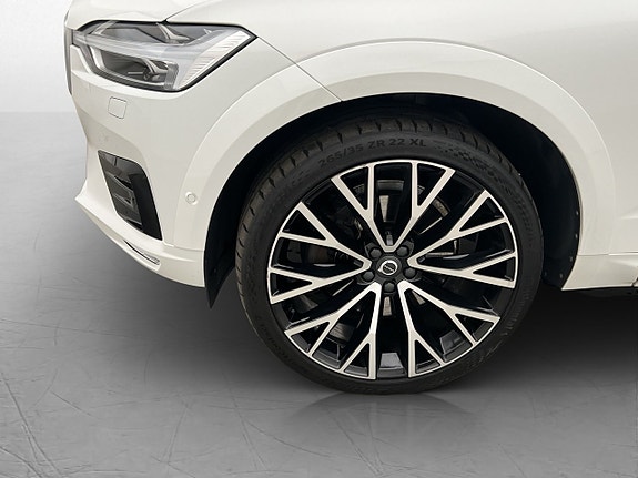 Volvo XC60 29 of 30