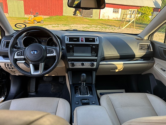 Subaru Outback 6 of 9