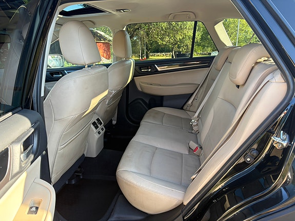 Subaru Outback 8 of 9