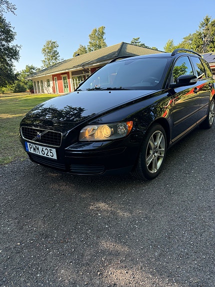 Volvo V50 4 of 6