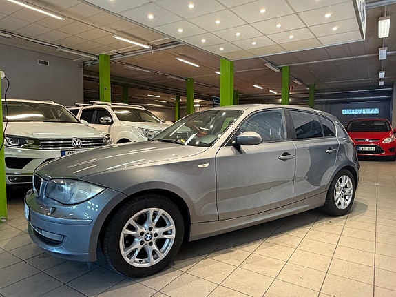 BMW 118d 3 of 10