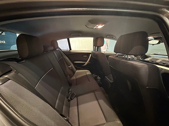 BMW 118d 9 of 10