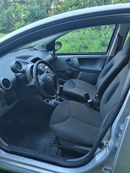Toyota Aygo 3 of 5