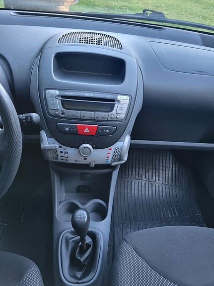 Toyota Aygo 4 of 5