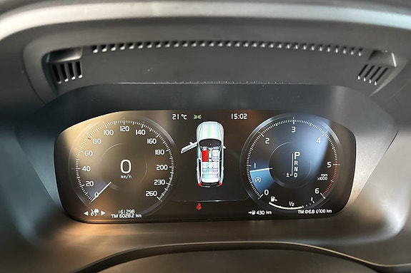 Volvo XC60 17 of 23