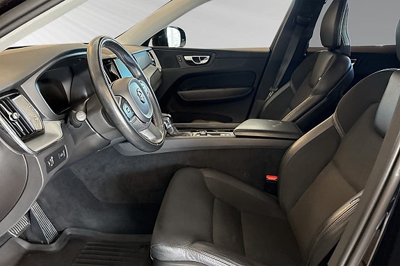 Volvo XC60 7 of 23