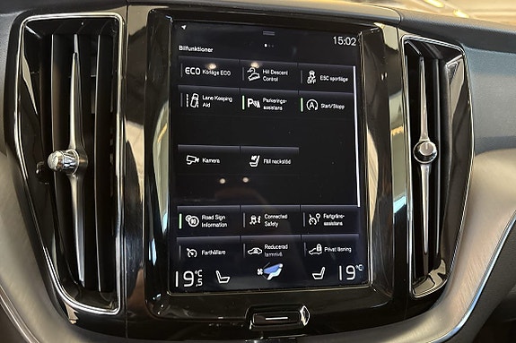 Volvo XC60 21 of 23