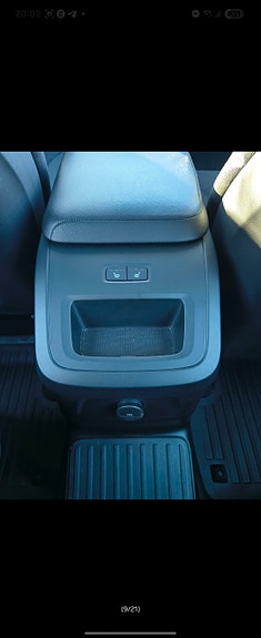 Volvo XC60 8 of 19