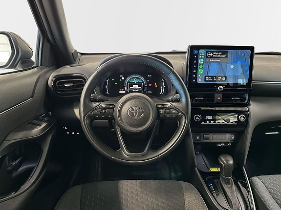 Toyota Yaris Cross 17 of 20