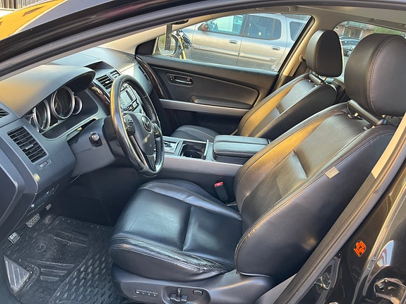 Mazda CX-9 5 of 10