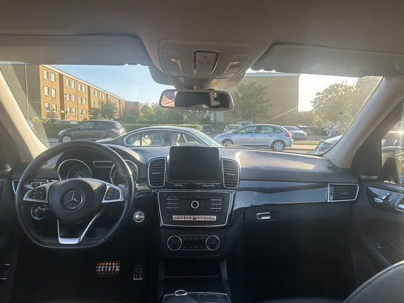 Mercedes-Benz GLE350 d 11 of 15