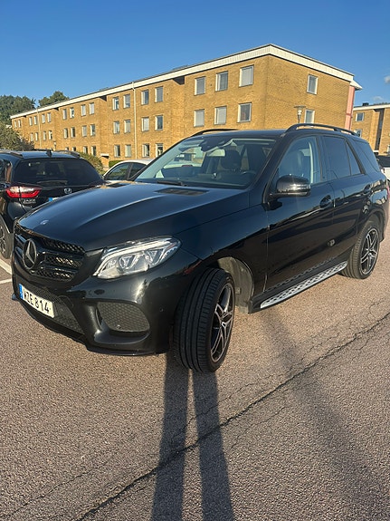 Mercedes-Benz GLE350 d 4 of 15