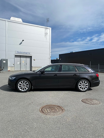 Audi A6 4 of 8