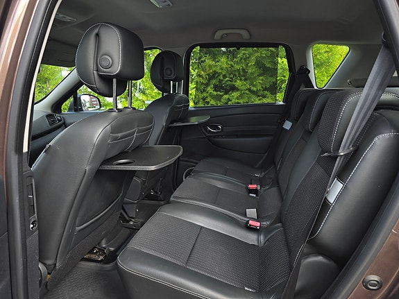 Renault Scenic III 4 of 5