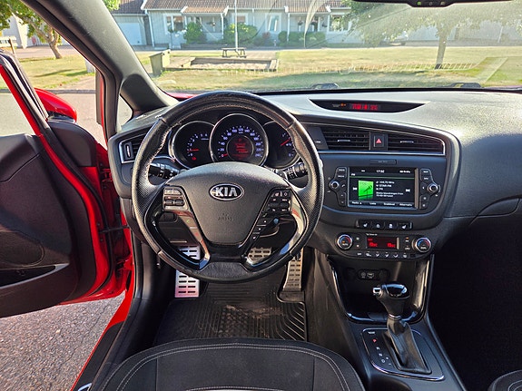Kia Ceed 7 of 9