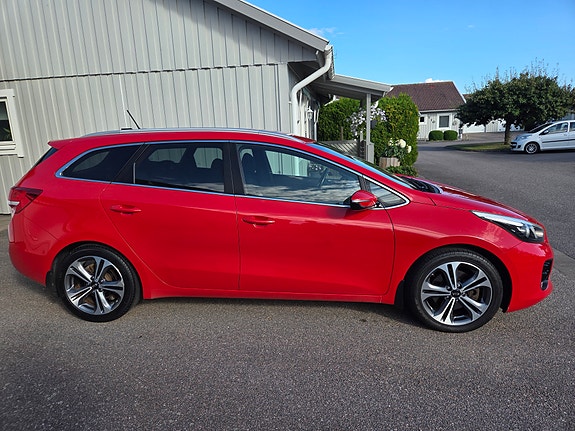 Kia Ceed 5 of 9