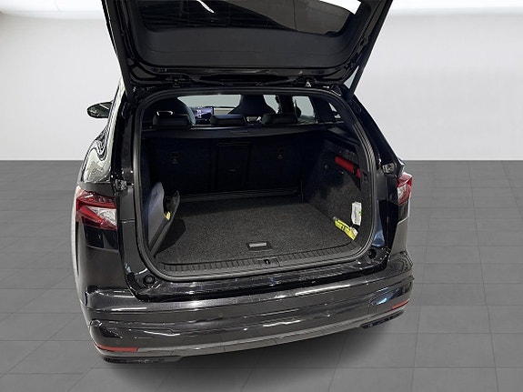 Skoda Enyaq 10 of 16