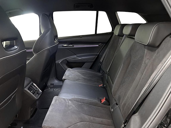 Skoda Enyaq 7 of 16