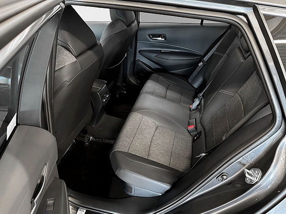 Toyota Corolla 14 of 21