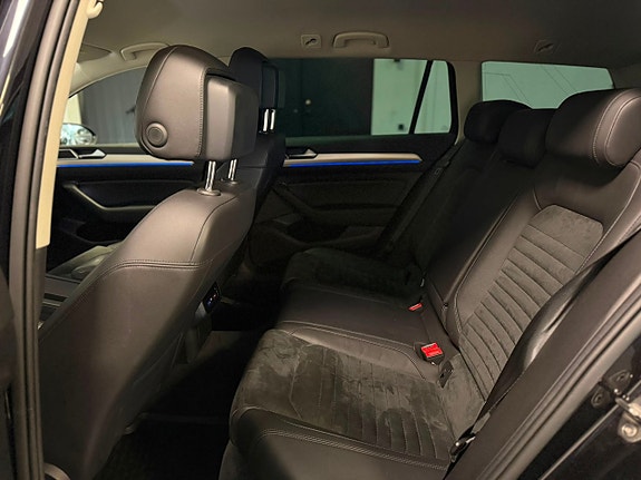 Volkswagen Passat 8 of 25