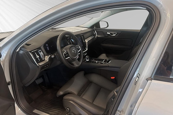 Volvo V60 6 of 30
