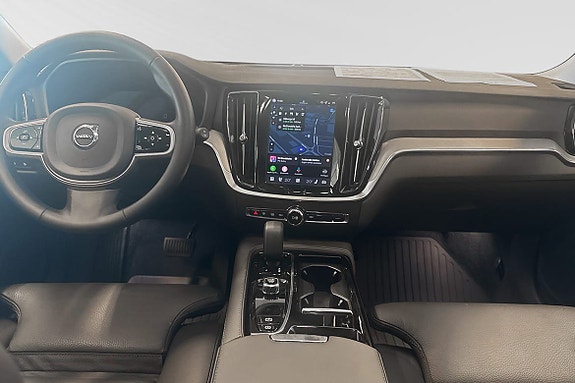 Volvo V60 8 of 30