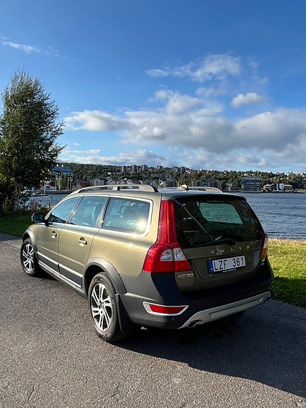 Volvo XC70 5 of 11