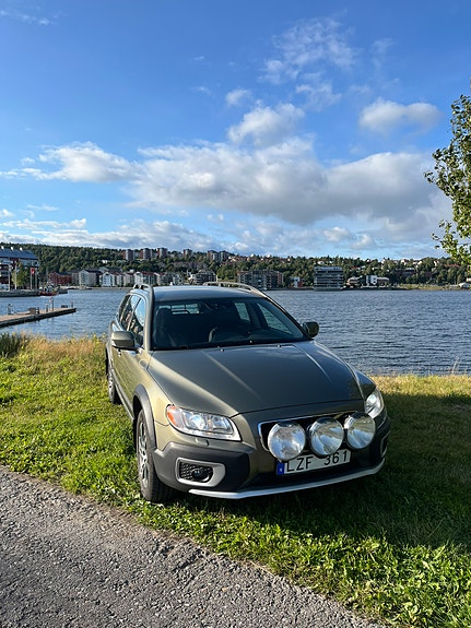 Volvo XC70 6 of 11