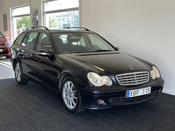 Mercedes-Benz C180 7 of 21