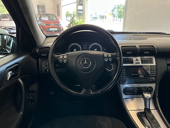 Mercedes-Benz C180 20 of 21