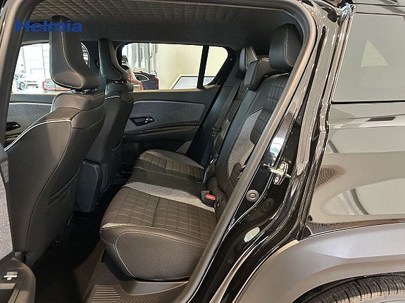 Renault 4 E-Tech 5 of 13