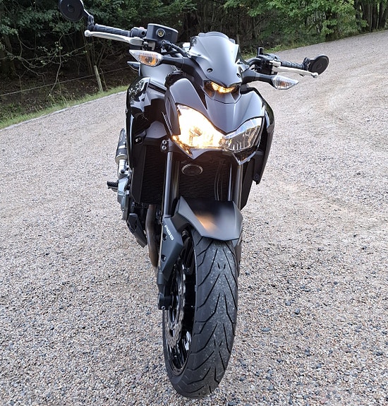 Kawasaki Z900 4 of 7