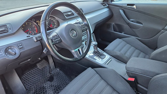 Volkswagen Passat 8 of 9