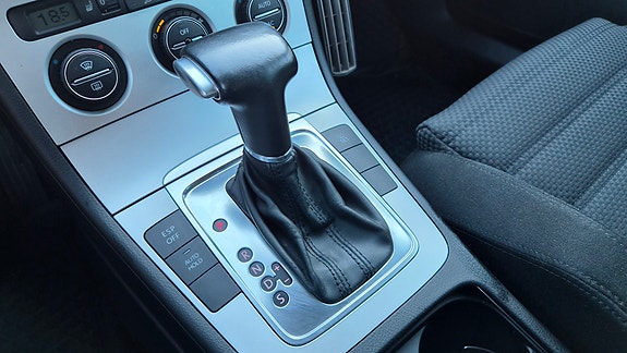 Volkswagen Passat 6 of 9