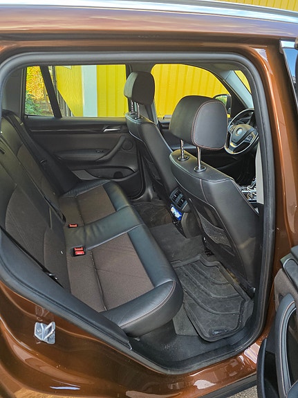 BMW X3 5 of 7