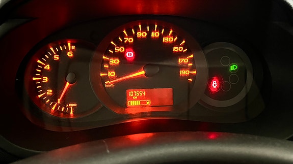 Renault Kangoo Express 10 of 13