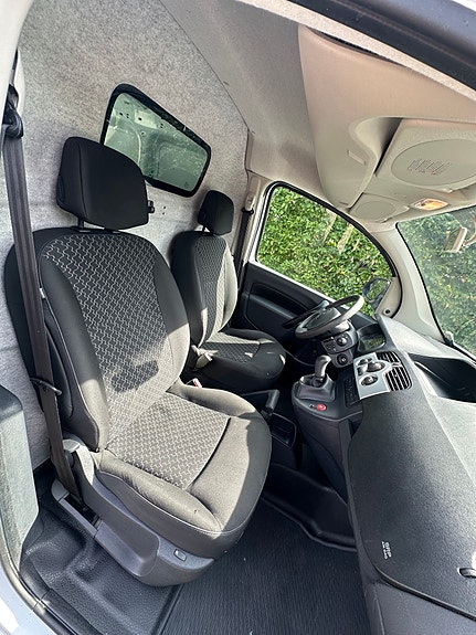 Renault Kangoo Express 6 of 13